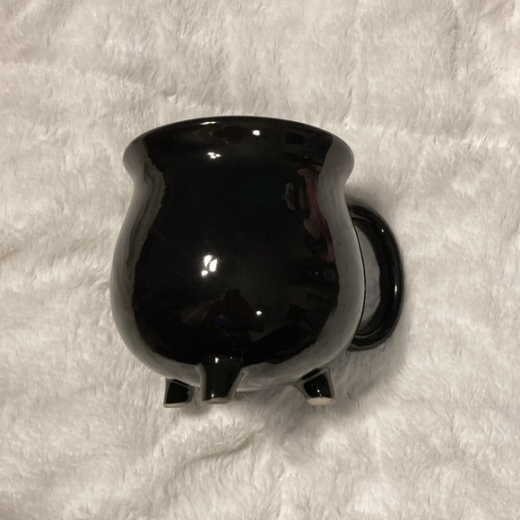 NWOT “WITCHES BREW” CAULDRON SHAPED MUG - Picture 3 of 5